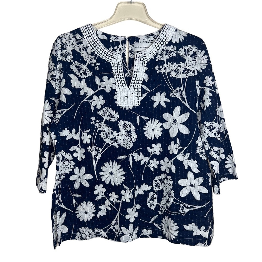 Alfred Dunner Blue and White Floral Top with Crocheted Neckline Cotton Size 14